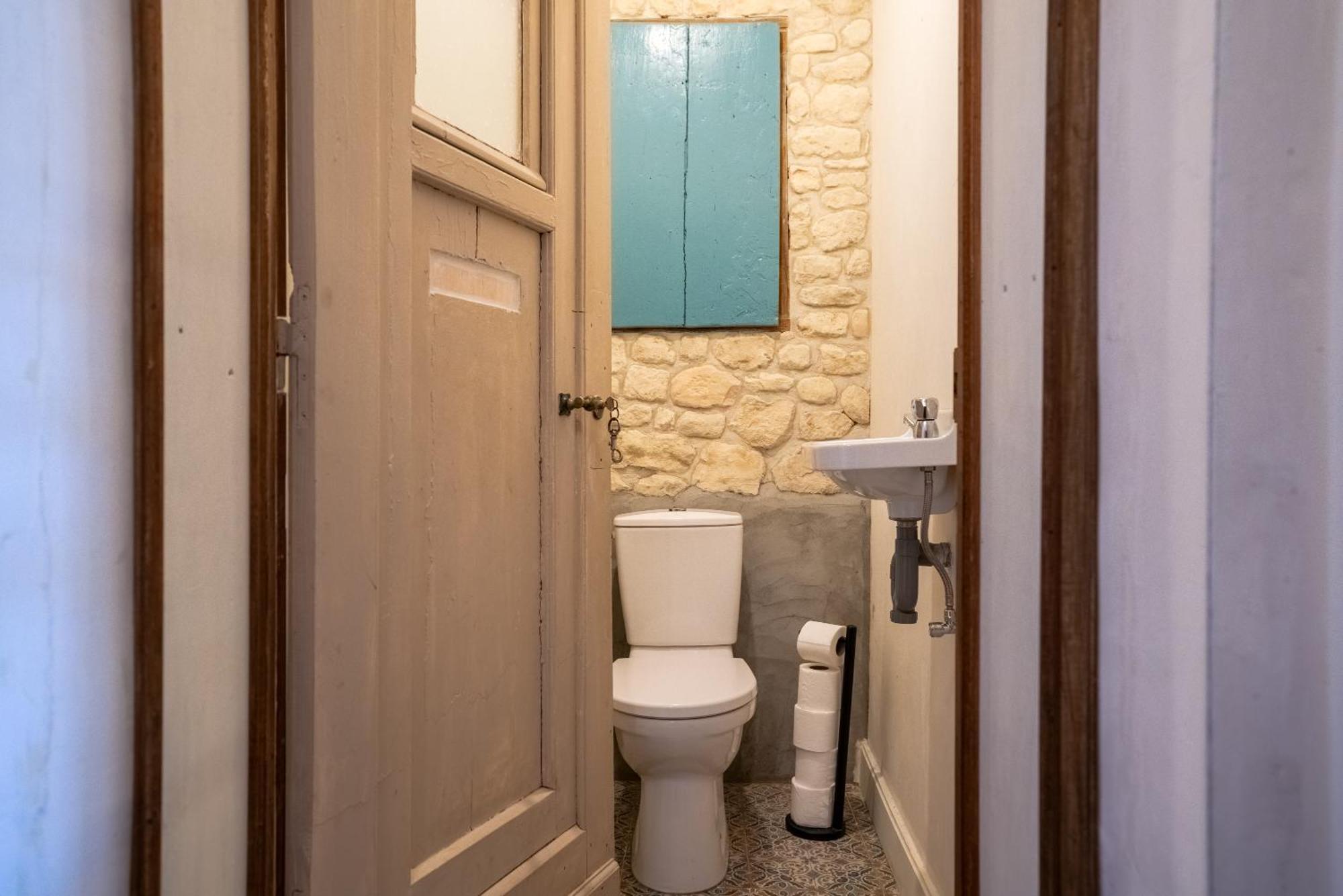 Maas Suites - The French House Ланакен Экстерьер фото